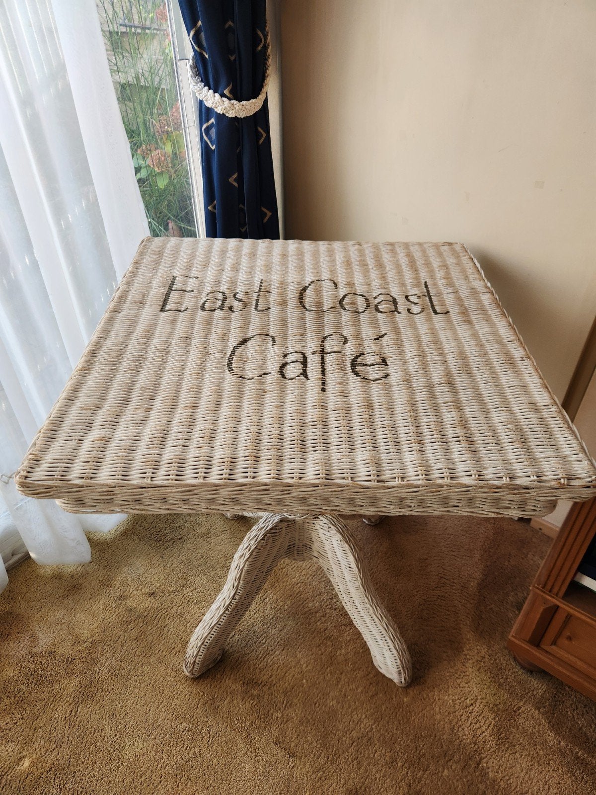Riviera Maison rotan tafel 'East Coast Café', Huis en Inrichting, Ophalen, Overige materialen, Gebruikt, Vierkant