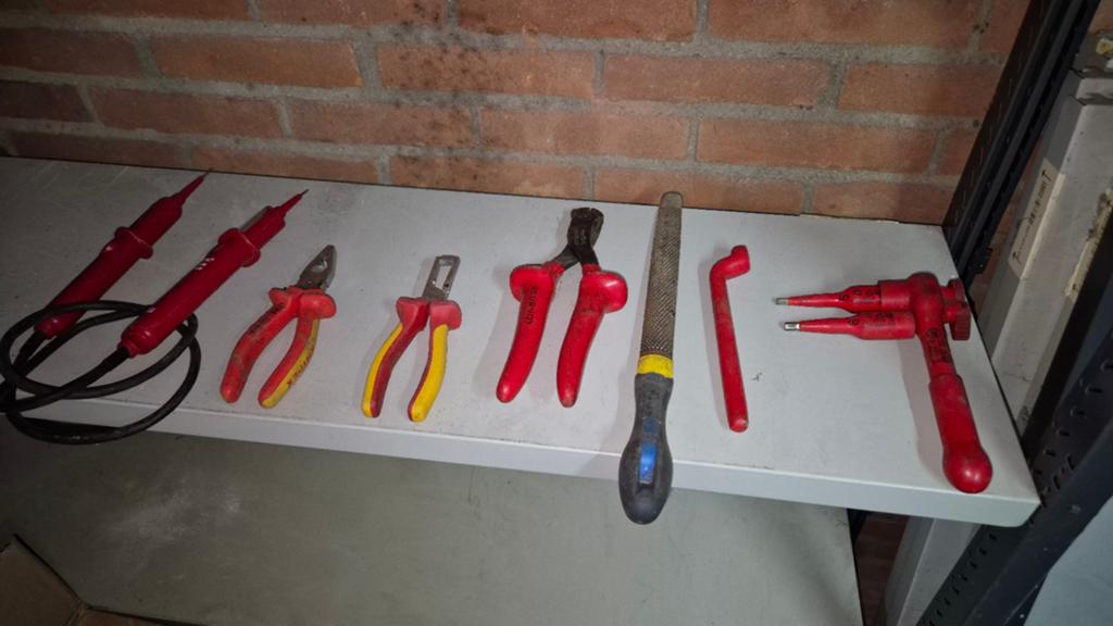 Diverse VDE gereedschappen, Doe-het-zelf en Verbouw, Gereedschap | Handgereedschap, Ophalen of Verzenden