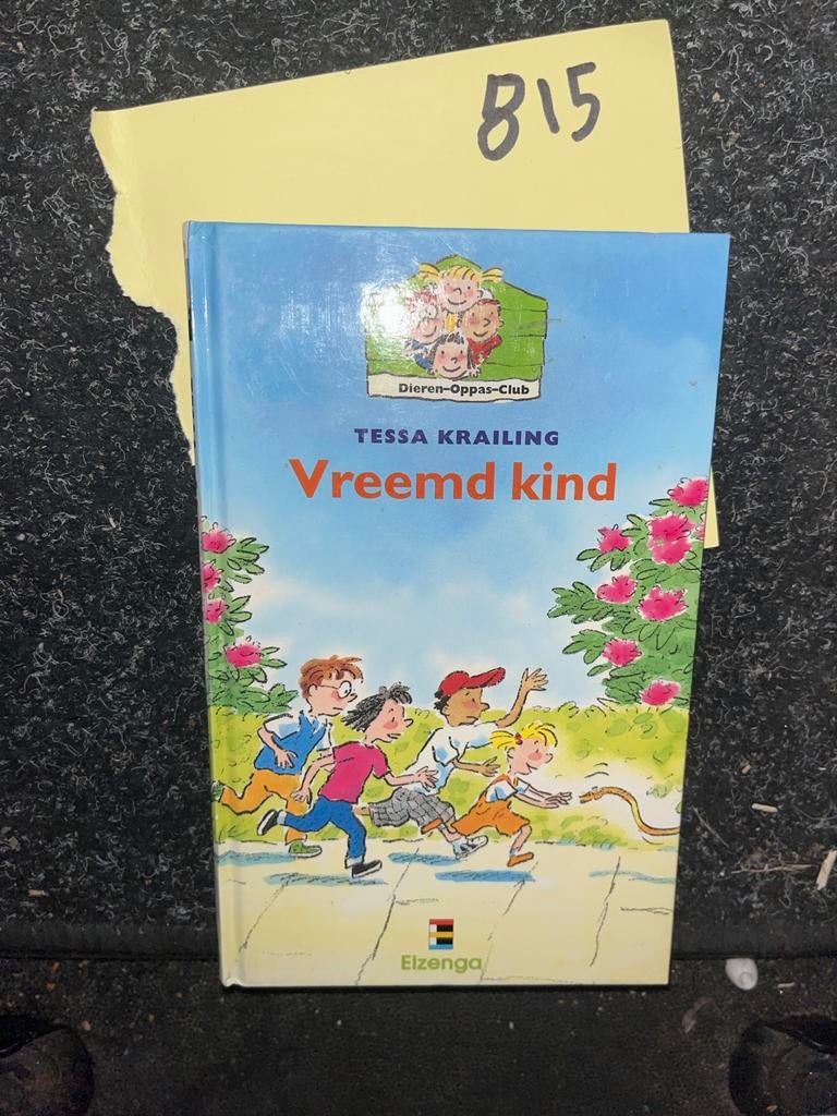 Vreemd kind - Tessa Krailing (Dieren-Oppas-Club), Ophalen of Verzenden, Zo goed als nieuw, Fictie algemeen