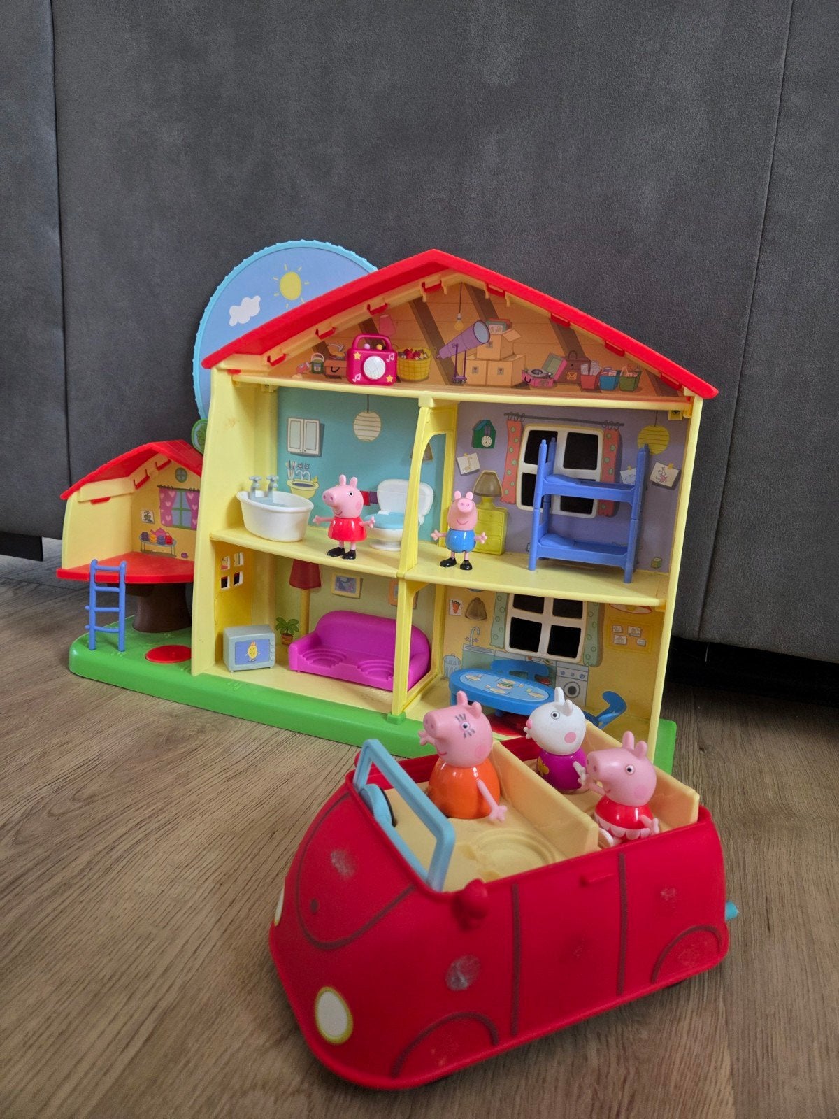 Peppa Pig Huis (Duits) met Auto en Poppetjes, Ophalen of Verzenden, Gebruikt, Jongen of Meisje