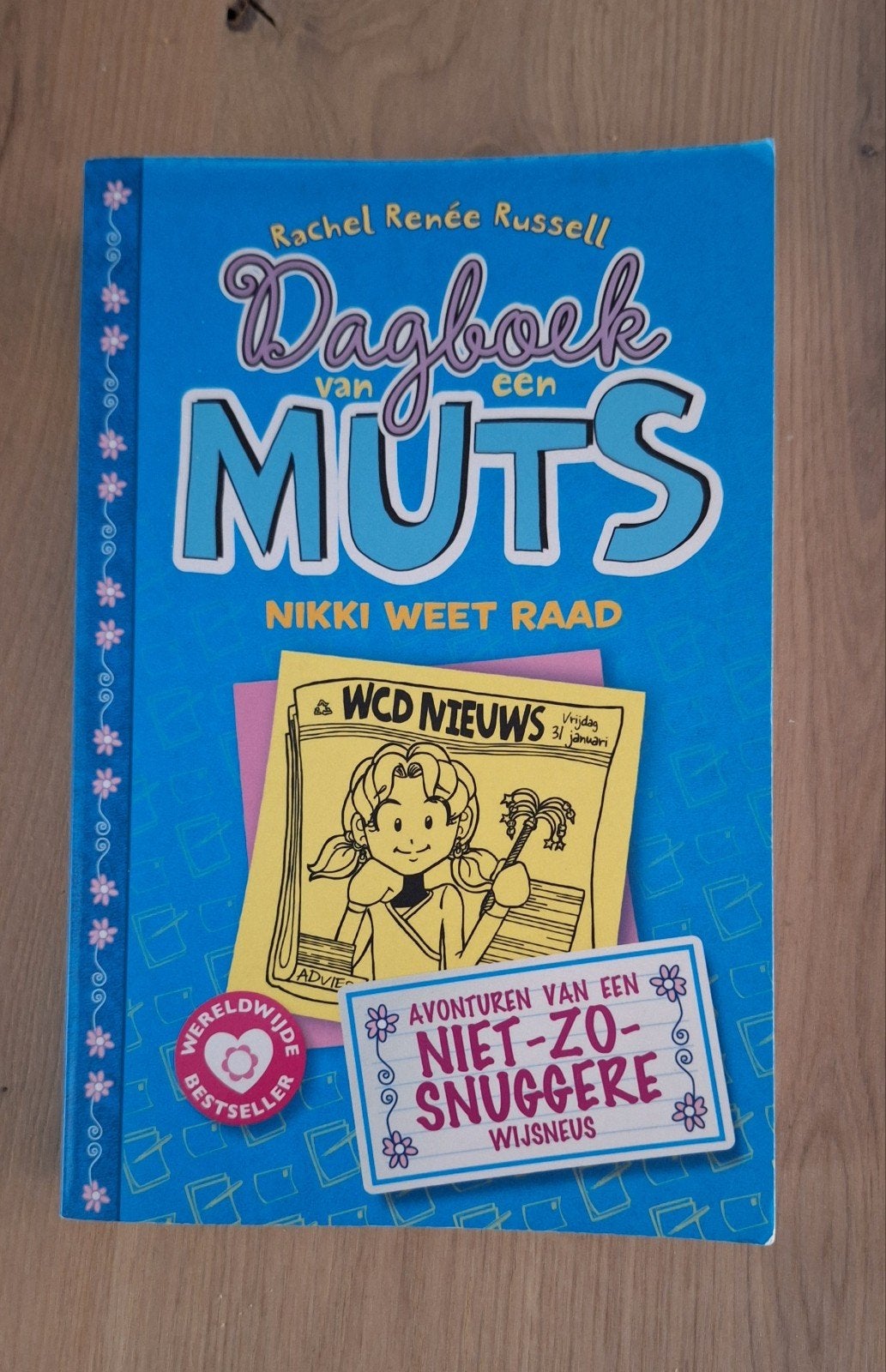 Leesboek:" Dagboek van een muts" Nikkie weet raad., Ophalen of Verzenden, Gelezen