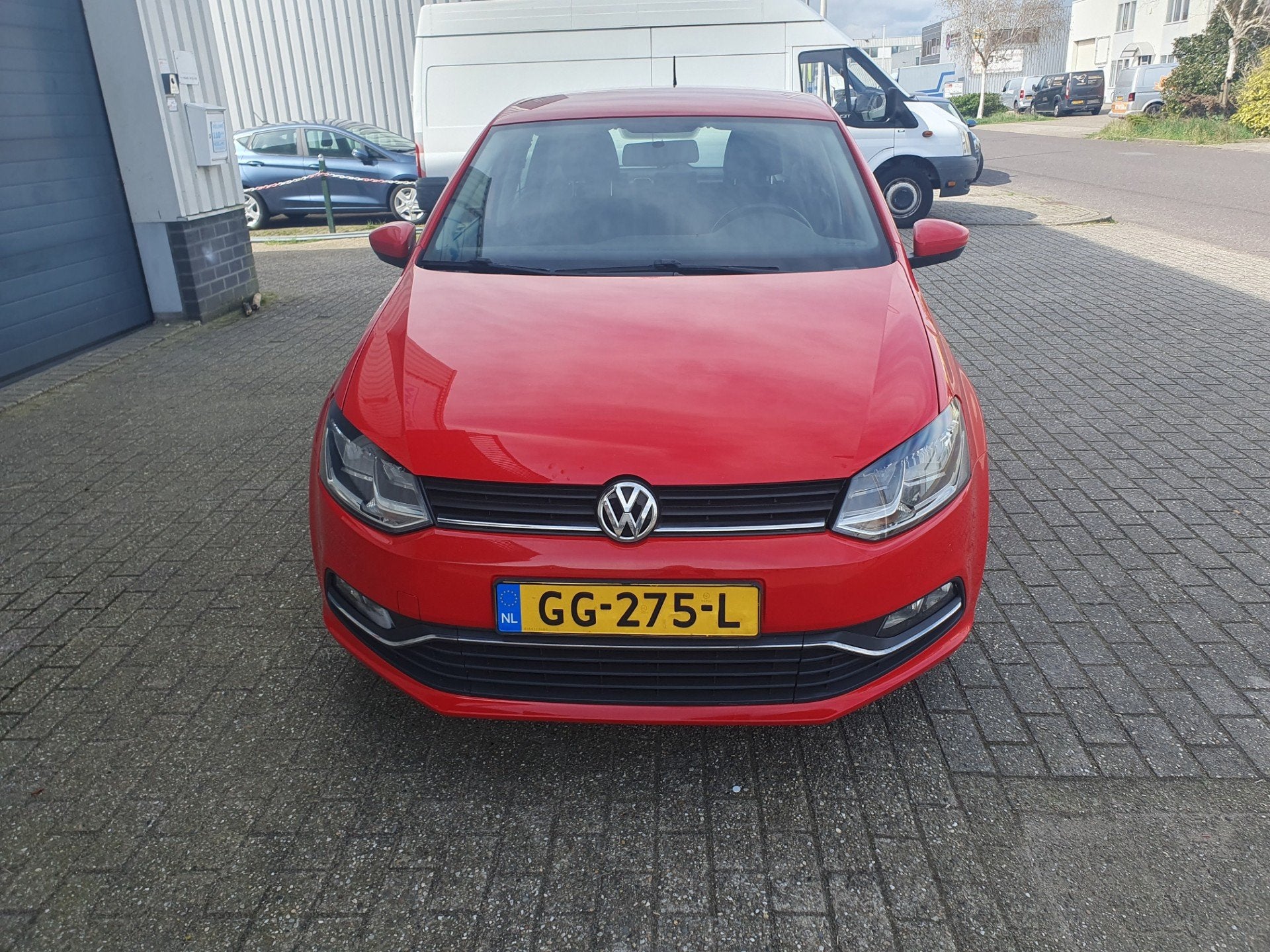 Volkswagen Polo 1.2 TSI Highline, LM Velgen, Rood, 5 Deurs, Euro 6, 4 cilinders, Bedrijf, 1000 kg