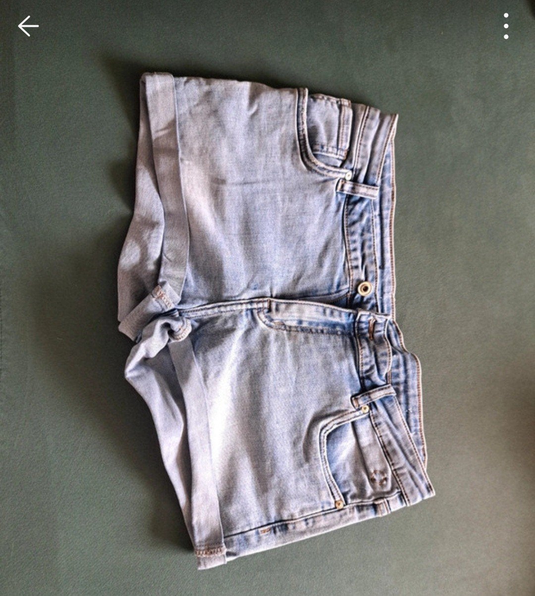 Lichtblauwe denim shorts maat M, Kleding | Dames, Maat 38/40 (M), Kort, Blauw, Ophalen of Verzenden