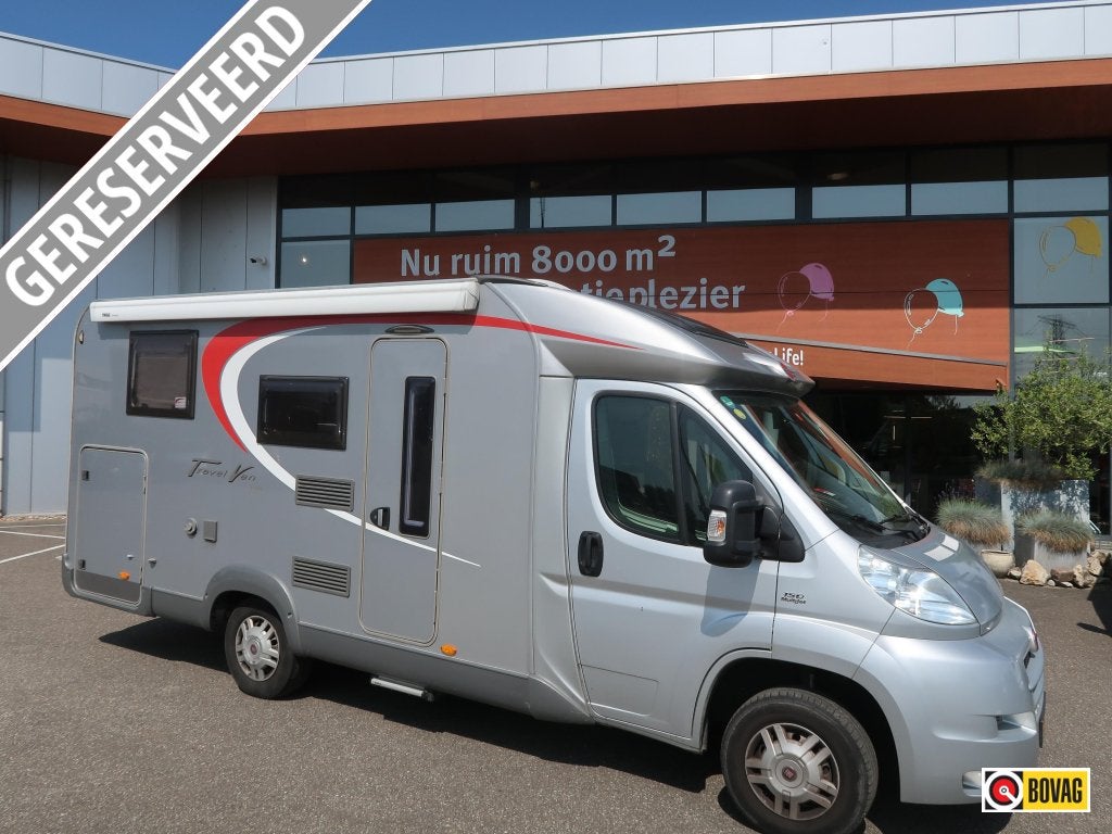 Bürstner Travel Van 620 T AUTOMAAT ENKELE BEDDEN, Caravans en Kamperen, Campers, Automaat, Fiat, Koelkast, Tot en met 2