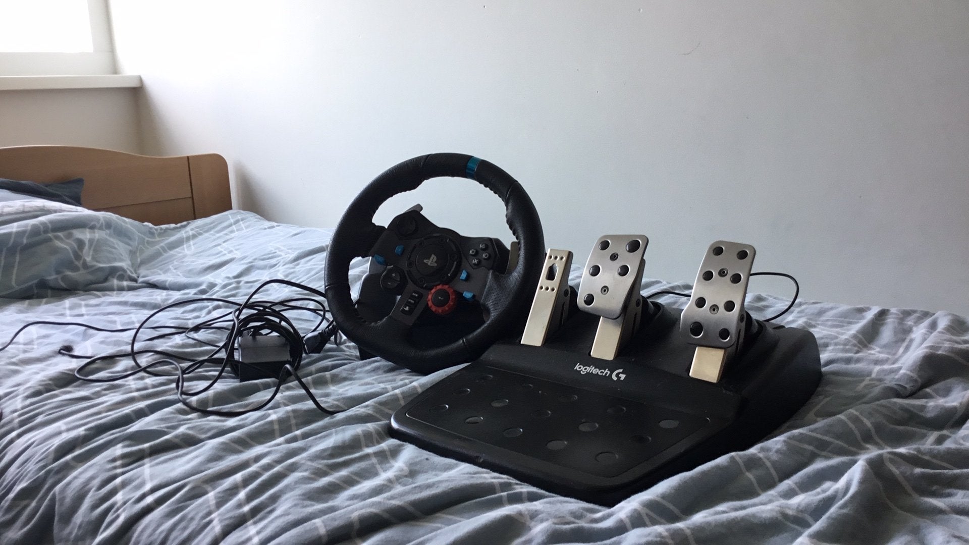 Logitech G29 Racing Wheel + Pedalen (PS4 / PC), Ophalen, Racestuur, Gebruikt, PC