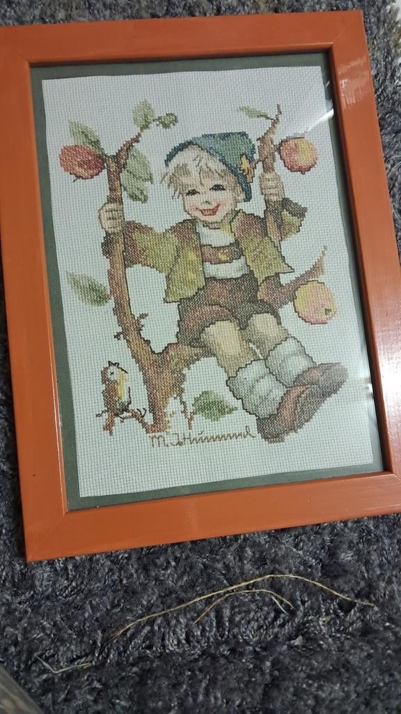 Hummel borduurwerk Apple Tree Boy, Ophalen of Verzenden, Patroon