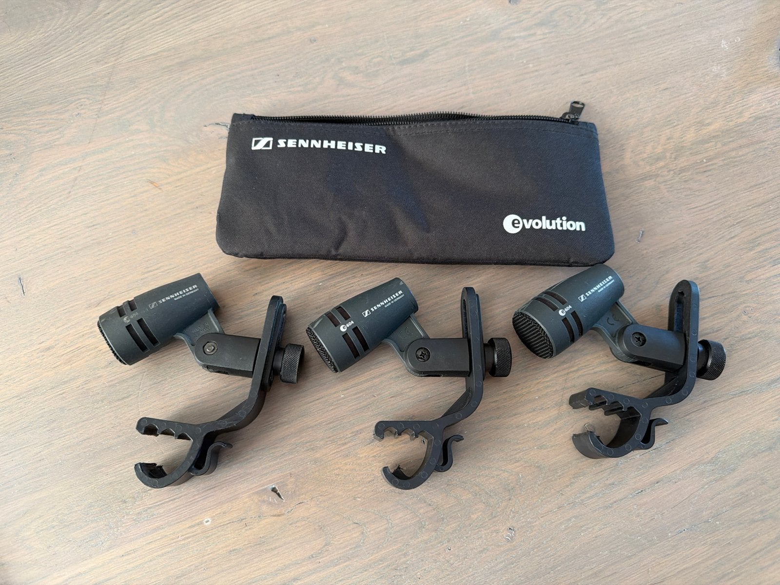 3x Sennheiser e604 drum microfoons met clips en etui, Muziek en Instrumenten, Ophalen of Verzenden, Gebruikt, Instrumentmicrofoon