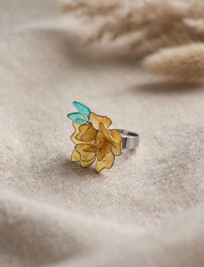 Rvs verstelbare ring met goud handgemaakte bloem, Overige materialen, Verzenden, ., Nieuw