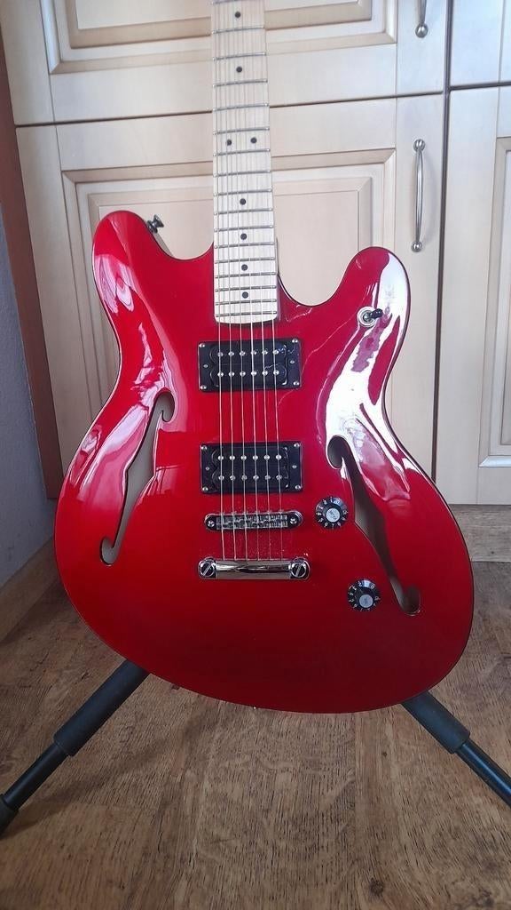 Squier affinity starcaster candy apple red(nieuw), Muziek en Instrumenten, Snaarinstrumenten | Gitaren | Elektrisch, Ophalen of Verzenden