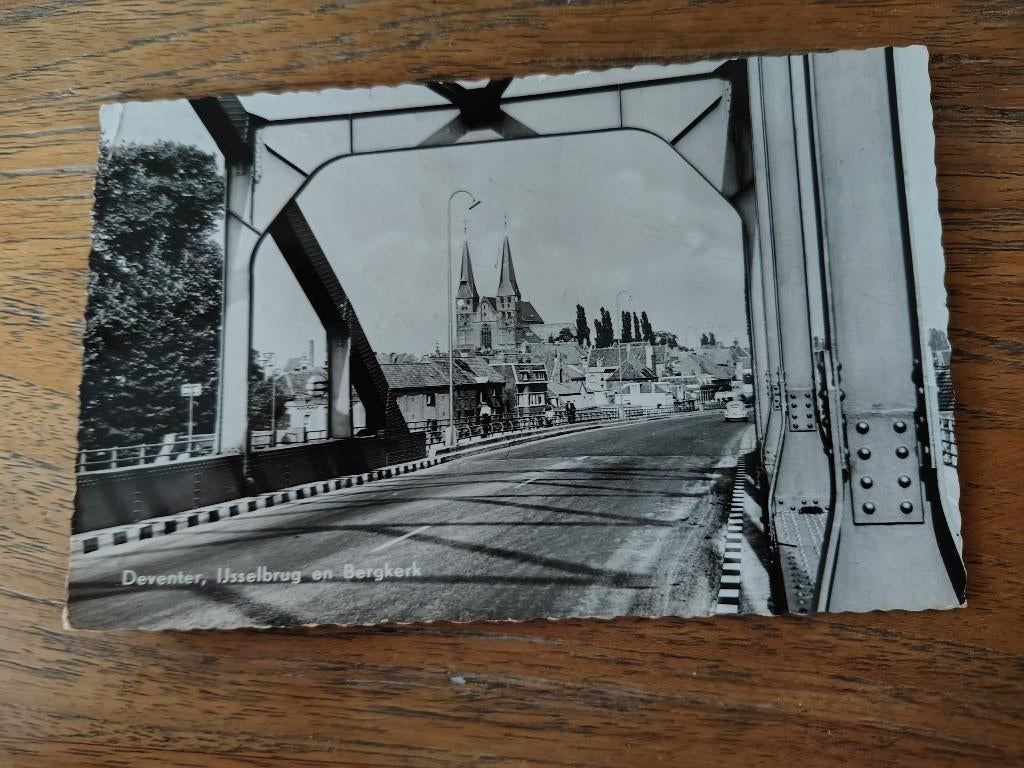 Deventer ijsselbrug en Bergkerk, Verzenden, Overijssel