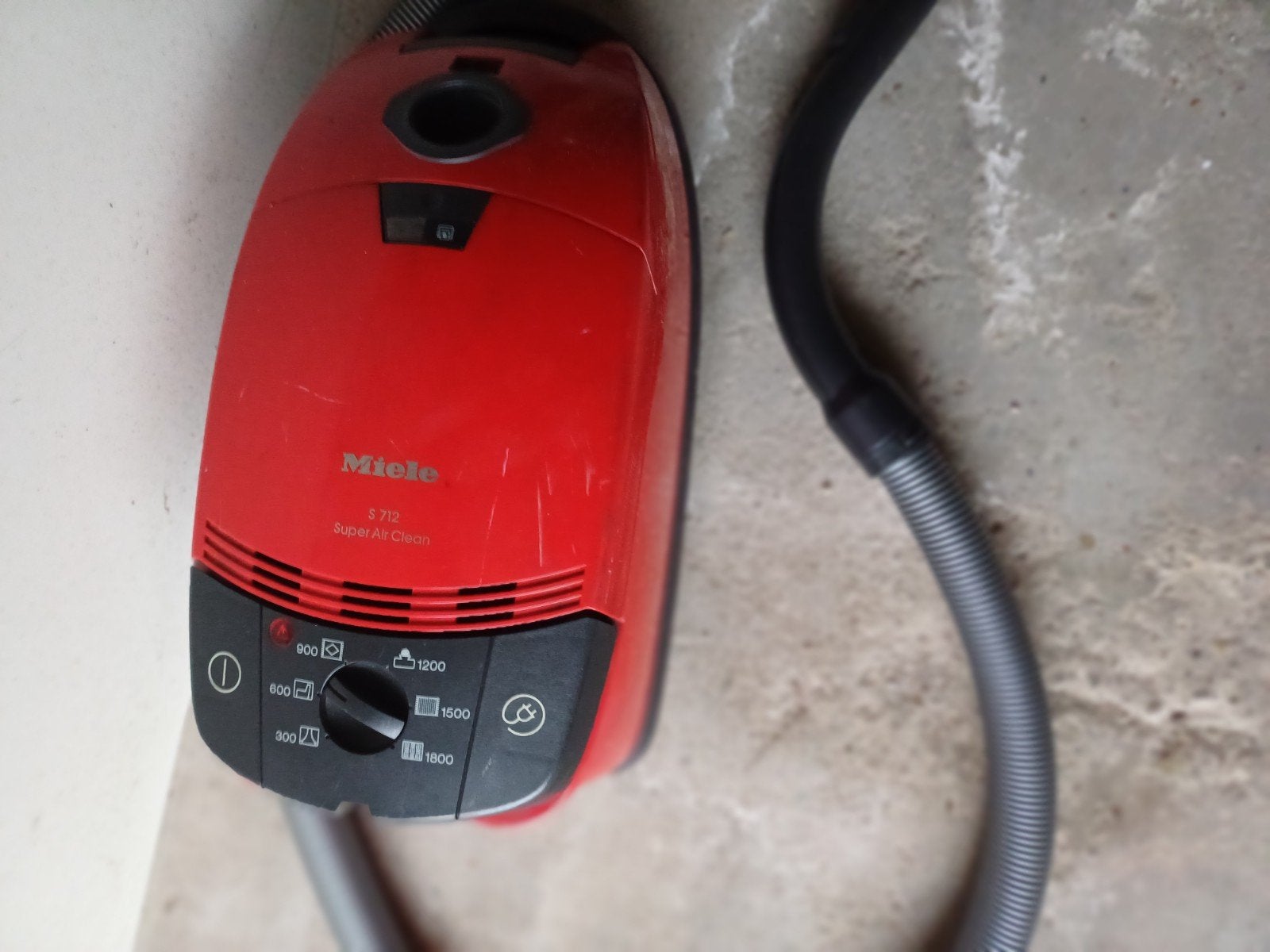 Miele S 712 Super Air Clean Stofzuiger Rood, Gebruikt, 1600 tot 2000 watt, Miele, Sledestofzuiger