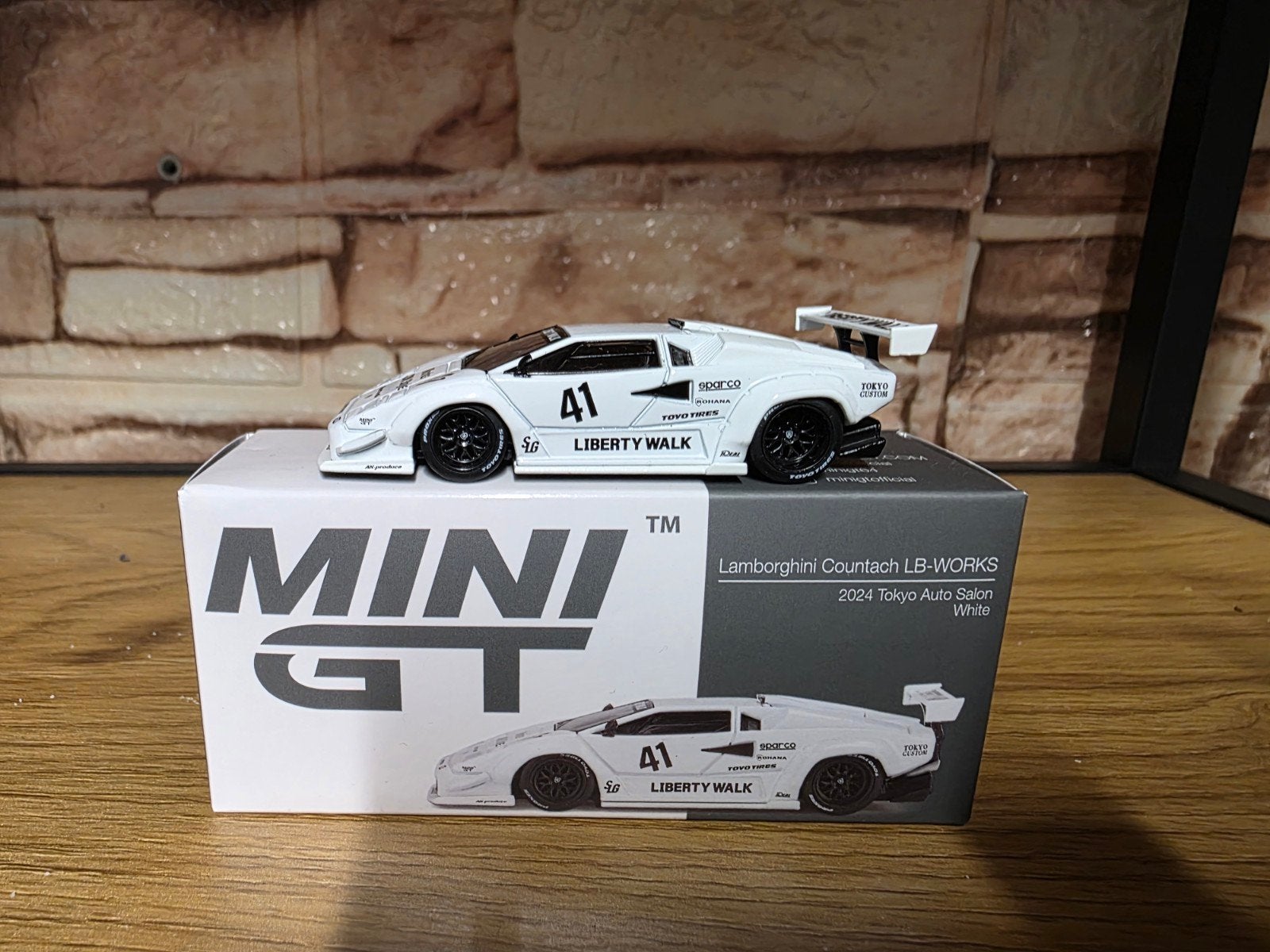 Lamborghini countach LB-WORKS, Ophalen of Verzenden, Zo goed als nieuw