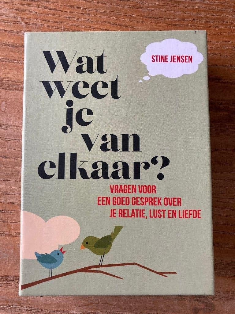 Stine Jensen - Wat weet je van elkaar? zgan, Ophalen of Verzenden, Zo goed als nieuw, Stine Jensen