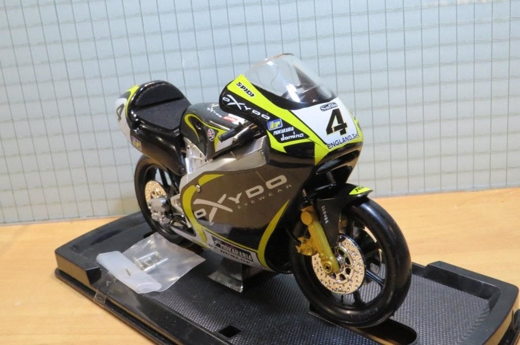 Lucio Cecchinello Aprilia RS125 1:10 guiloy, MayCheong, Nieuw, Ophalen of Verzenden, 1:9 t/m 1:12