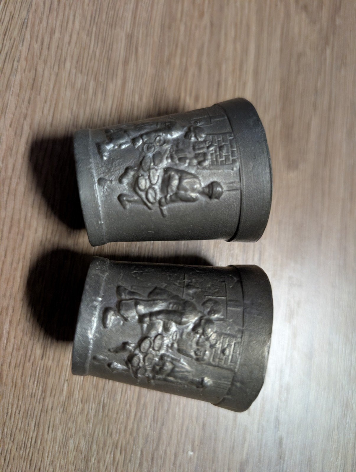 Vintage tinnen borrelglaasje, Antiek en Kunst, Ophalen of Verzenden