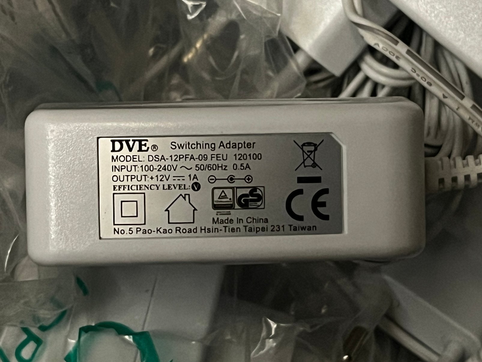 20x 12Vdc 1A 12W adapters, Ophalen of Verzenden, Zo goed als nieuw