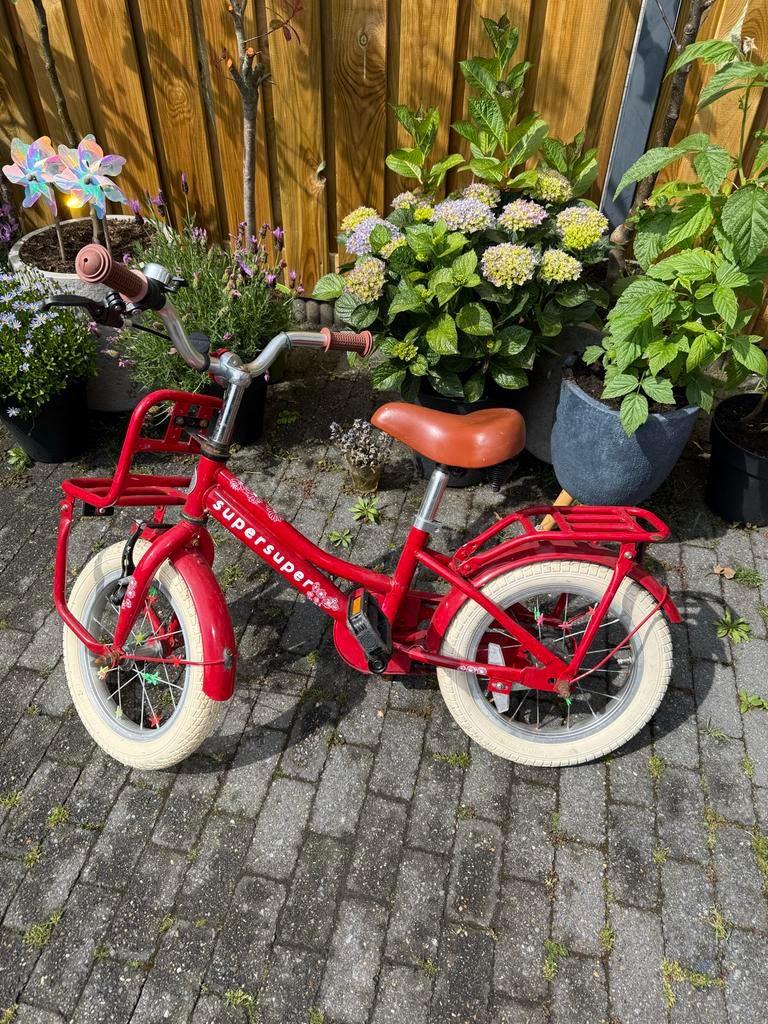 Rode kinderfiets, Ophalen, Terugtraprem, Zijwieltjes, Minder dan 16 inch