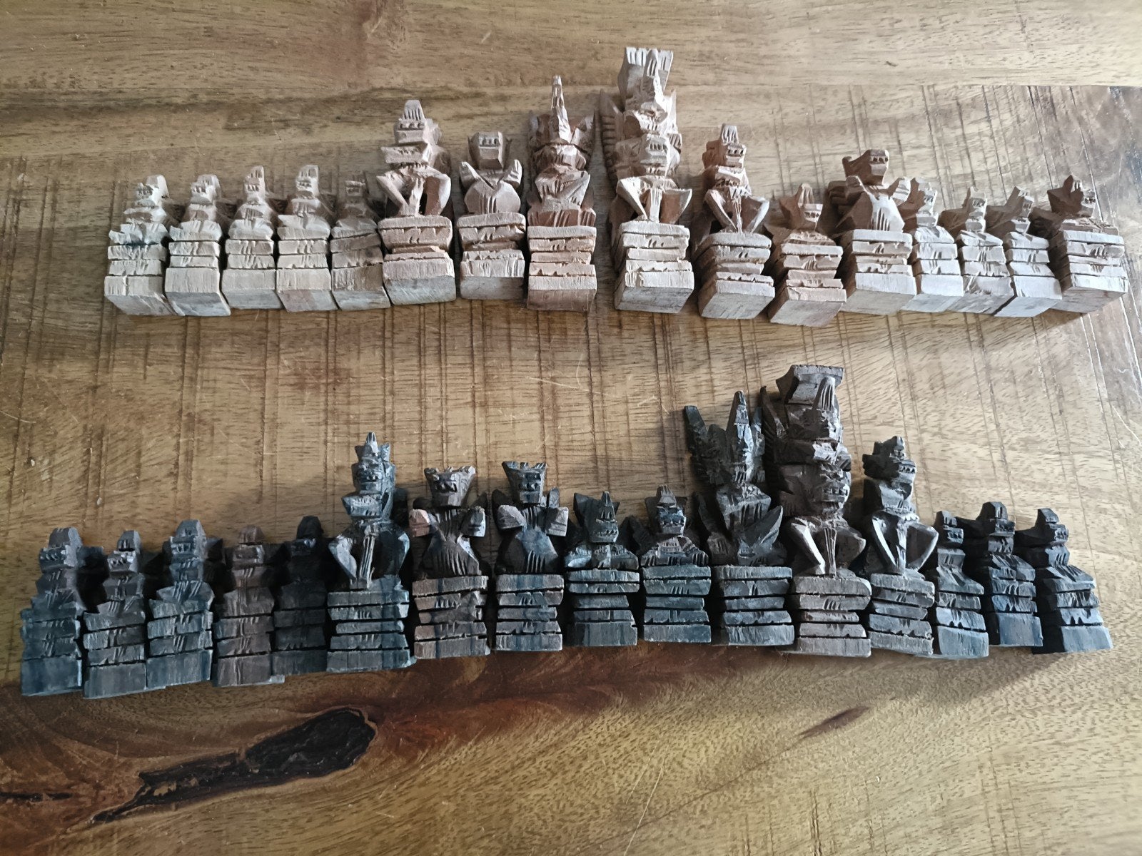 te koop: houten schaakstukken, Ophalen