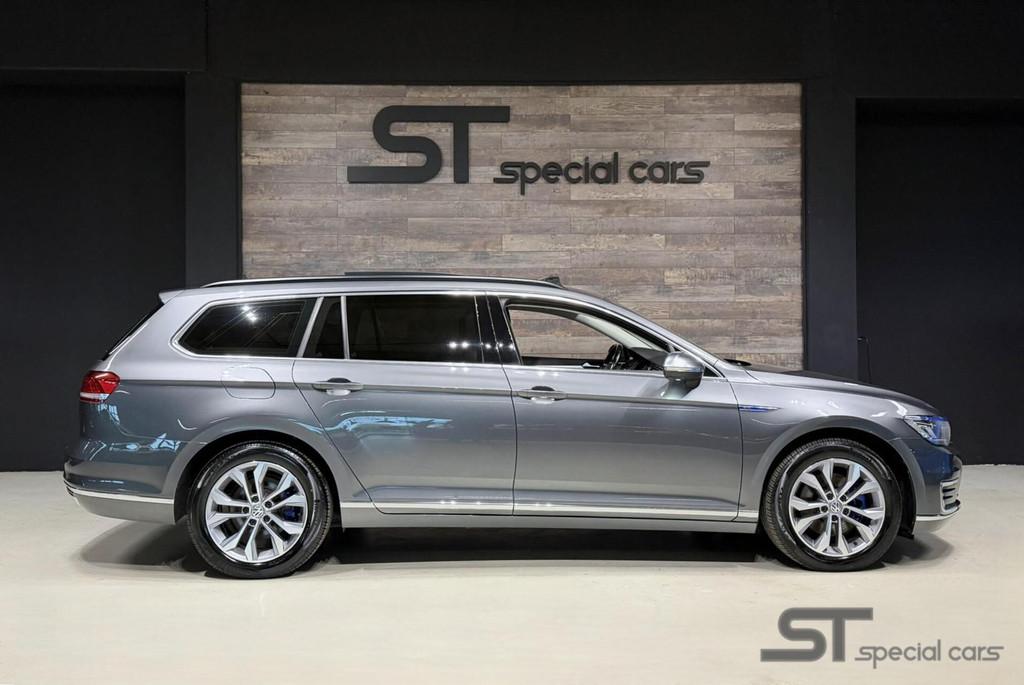 Volkswagen Passat Variant 1.4 TSI GTE|Pano|E.Trekhaak|Leder, Gebruikt, Euro 6, 4 cilinders, Met garantie (alle)