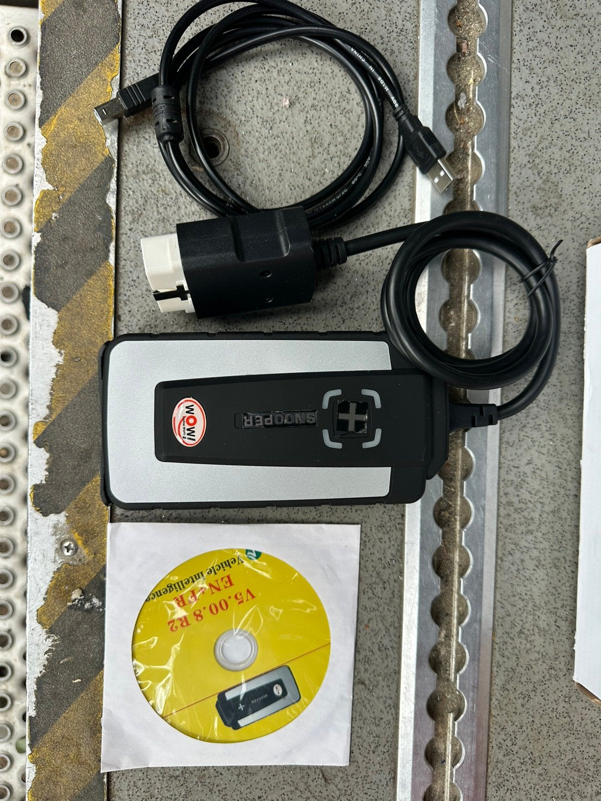 OBD lezer WOW Snooper met bleutooth, Ophalen of Verzenden, Zo goed als nieuw