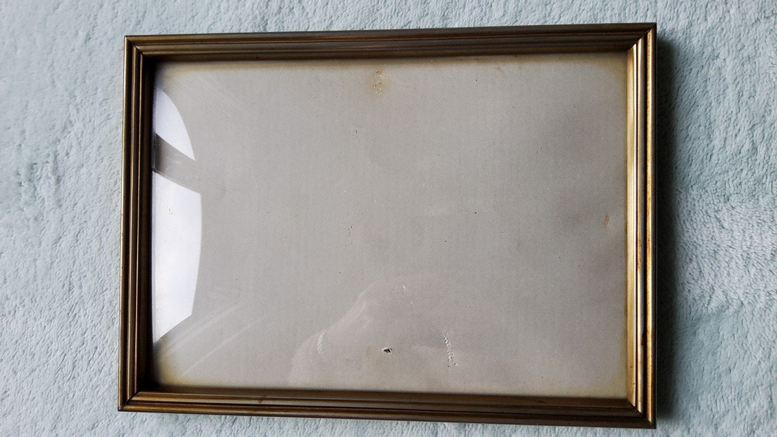 Antiek zilver kleur fotolijstje bewerkt randje bol glas., Ophalen of Verzenden