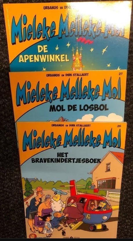 De apenwinkel mol de losbol bravekindertjesboek a9, Eén stripboek, Ophalen of Verzenden, Zo goed als nieuw