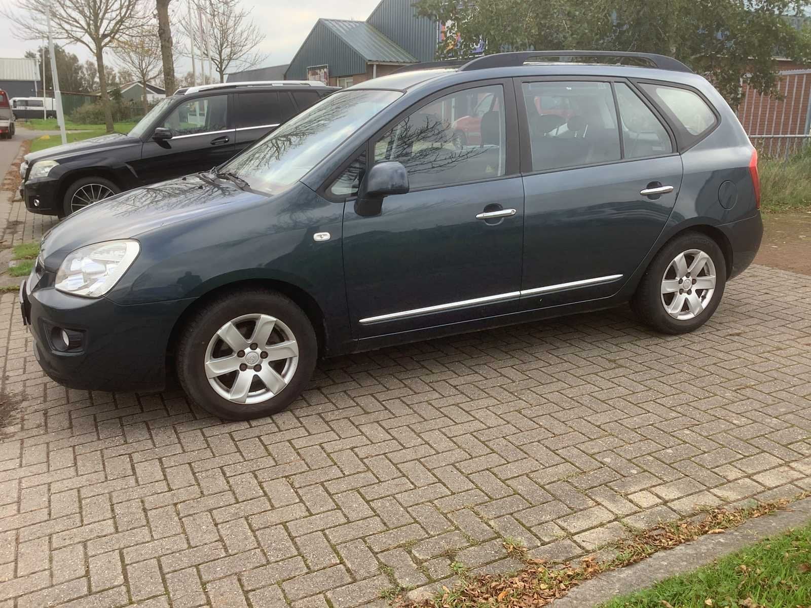 2009 Kia Carens 2.0 CVVT X-ecutive Personenauto, Voorwielaandrijving, 1998 cc, Gebruikt, 4 cilinders