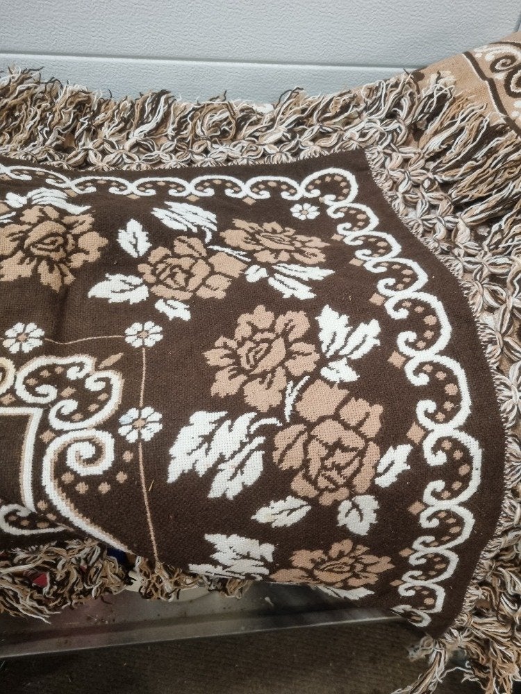 tafelkleed vintage met franjers geknoopt, Ophalen of Verzenden, 'T Olde Gre-j, Info@toldegrej.nl, Endepoelstraat 20f Didam