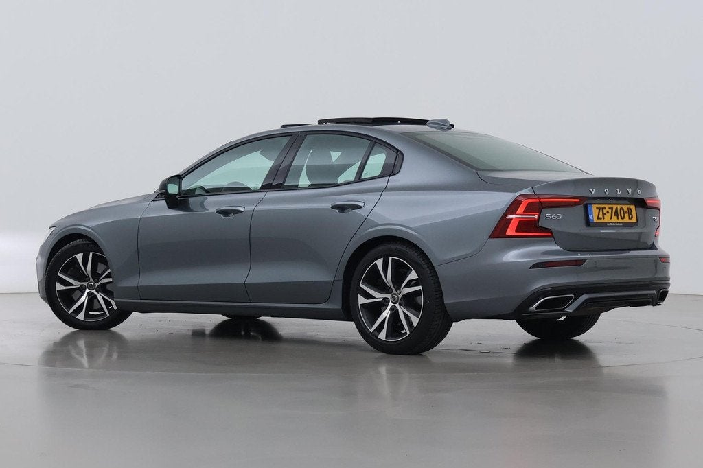 Volvo S60 2.0 T5 R-Design | ACC | Panoramadak | Head-Up | Ha, 15 km/l, Euro 6, 4 cilinders, 1969 cc