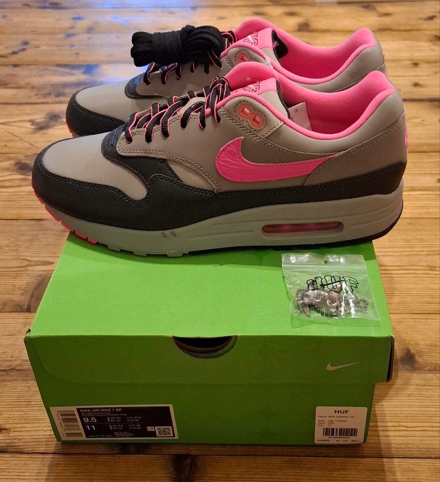 Nike Air Max 1 Huf Pink Pow - Maat 43, Overige kleuren, Nike, Nieuw, Ophalen of Verzenden