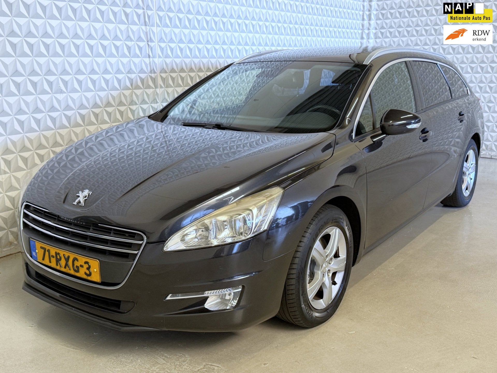 Peugeot 508 SW 2.0 HDi in de 1e LAK! EXPORT PRIJS EX BPM (20, Auto's, Peugeot, Voorwielaandrijving, Euro 5, Gebruikt, 4 cilinders