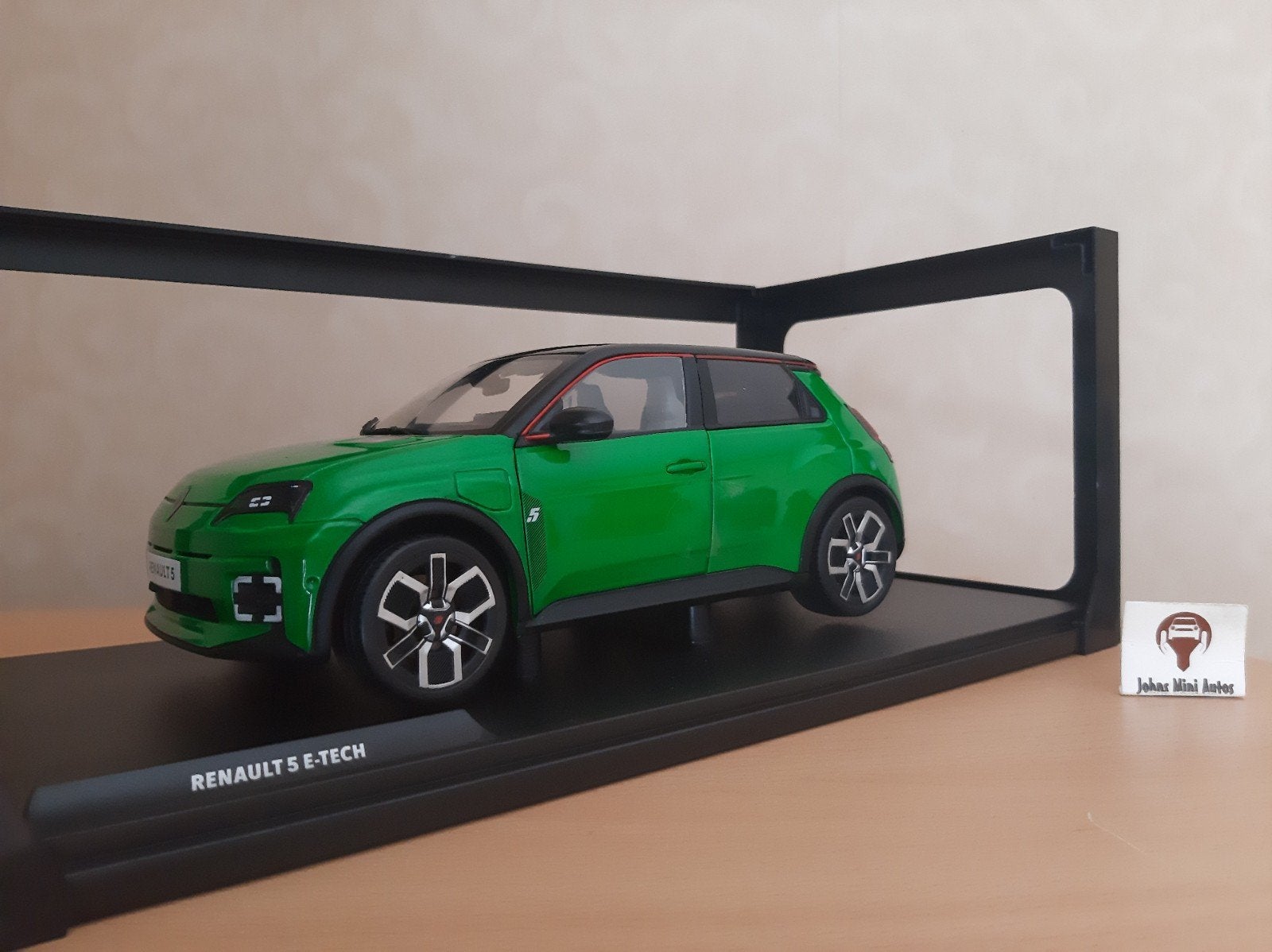 Renault 5 E-Tech 2024 Groen/Zwart dak van Solido 1:18, Solido, Auto, Solido, Nieuw