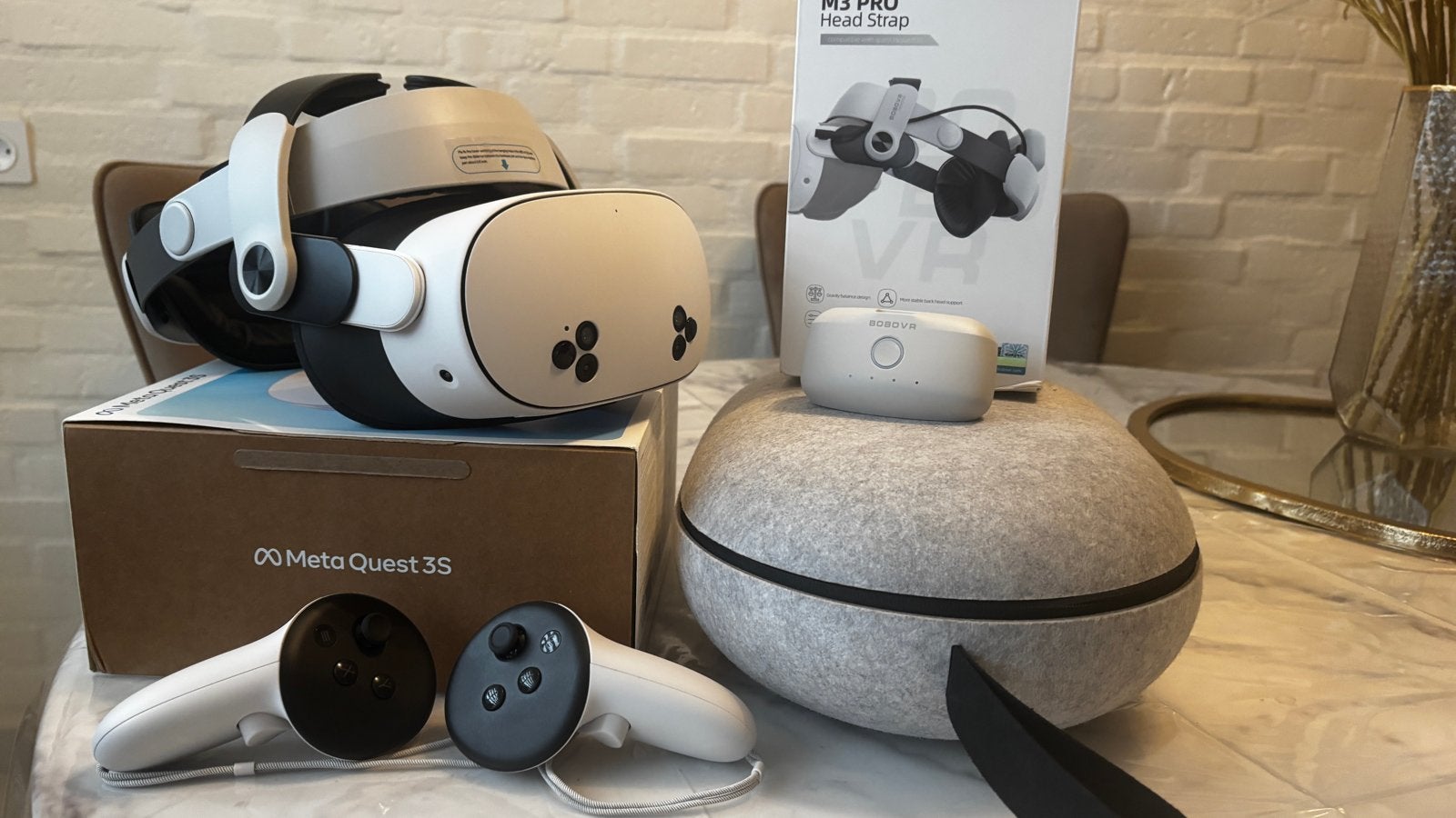 Meta Quest 3 128GB met BOBVR Pro Headstrap en Travel Case, Ophalen of Verzenden, Zo goed als nieuw, VR-bril, Overige platformen