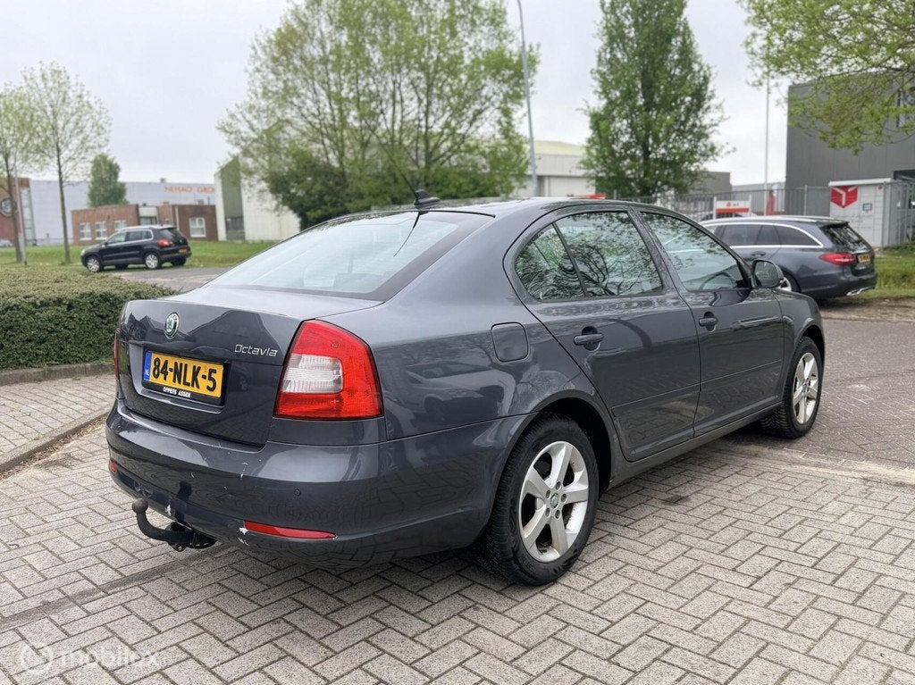 Skoda Octavia 1.8 TSI Ambition Business Line, Voorwielaandrijving, Euro 5, Gebruikt, 4 cilinders