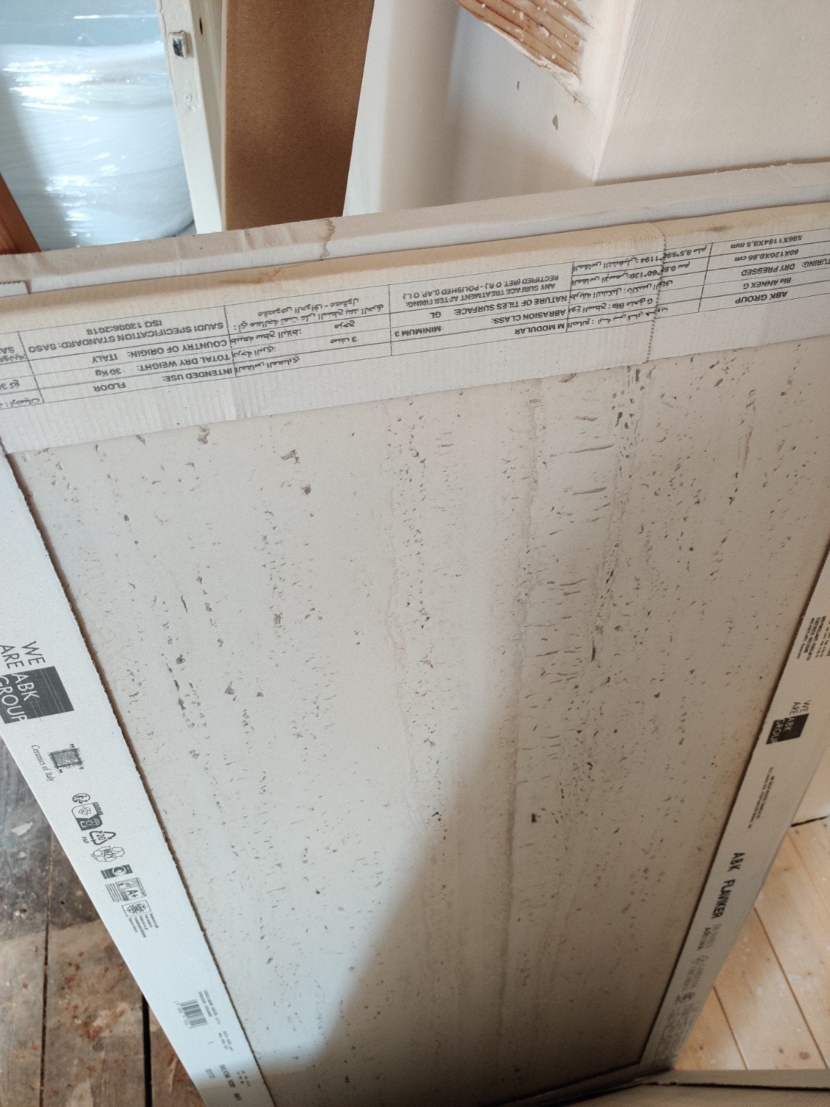 Travertin en chocolade tegel, Doe-het-zelf en Verbouw, Ophalen, 60 cm of meer, Nieuw, Minder dan 5 m²