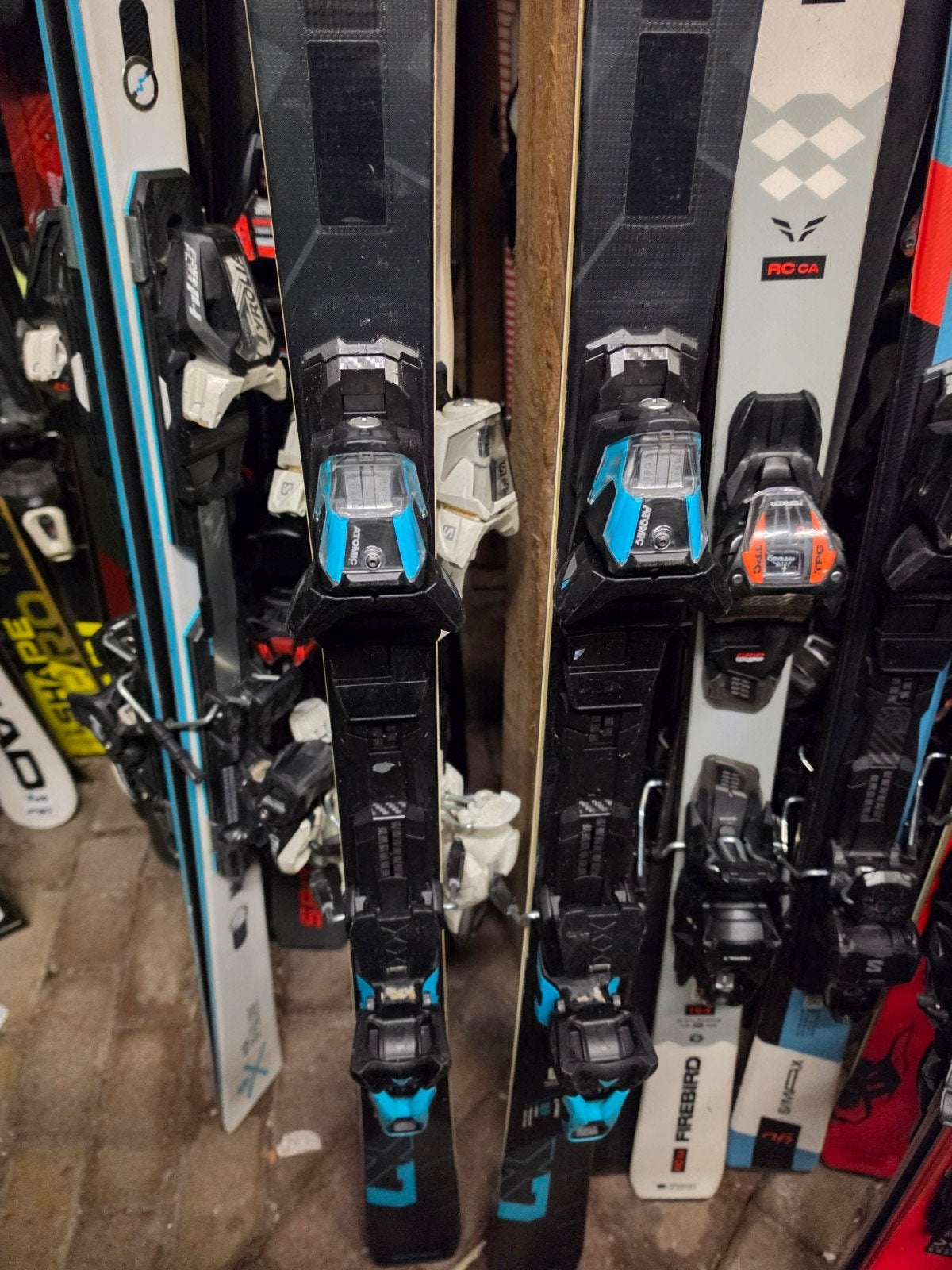 169cm ATOMIC REDSTER X7 REVOSHOCK TOP SKI ALL ROUND GEVORDER, 160 tot 180 cm, Ophalen of Verzenden, Zo goed als nieuw, Carve