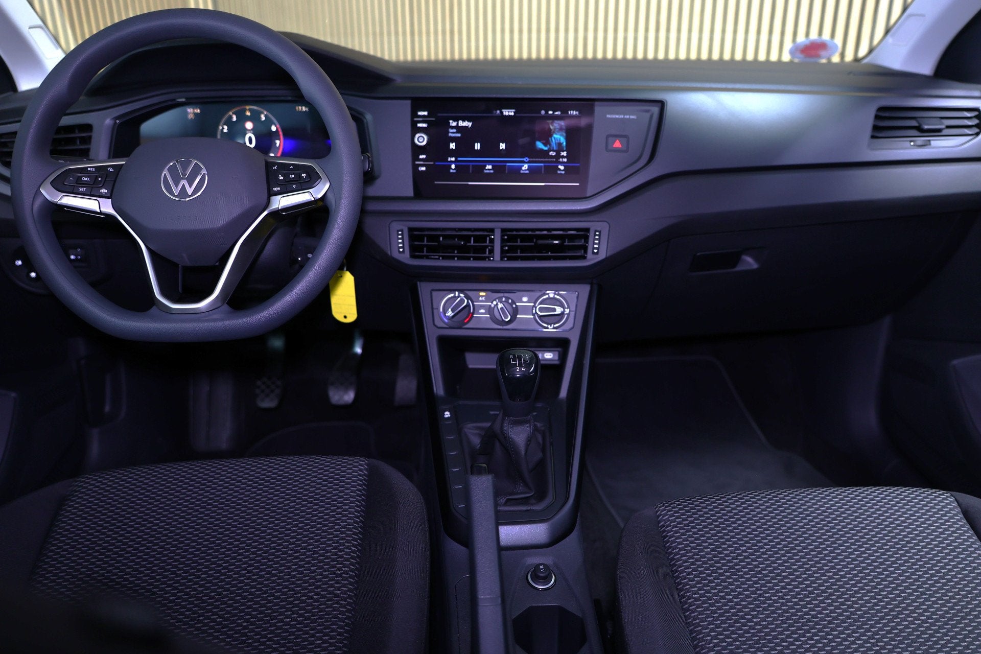 Volkswagen Polo 1.0 TSI Edition VIRTUAL AIRCO PDC LANE FRONT, Auto's, Voorwielaandrijving, Stof, Gebruikt, Zwart