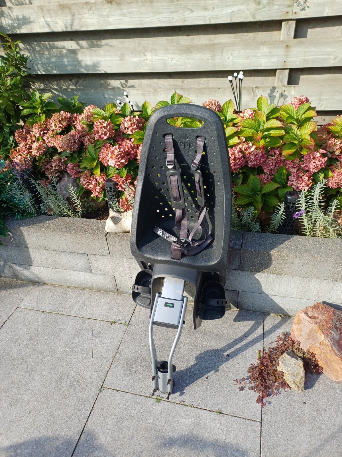 Yepp GMG Fietszitje Achterop - Zwart, Fietsen en Brommers, Achterzitje, Ophalen, Yepp GMG, 15 t/m 25 kg