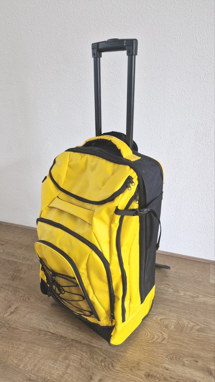 Scintella koffer/rugzak met wielen (Nieuw), Sieraden, Tassen en Uiterlijk, Tassen | Rugtassen, Gebruikt, 25 tot 40 cm, Ophalen of Verzenden