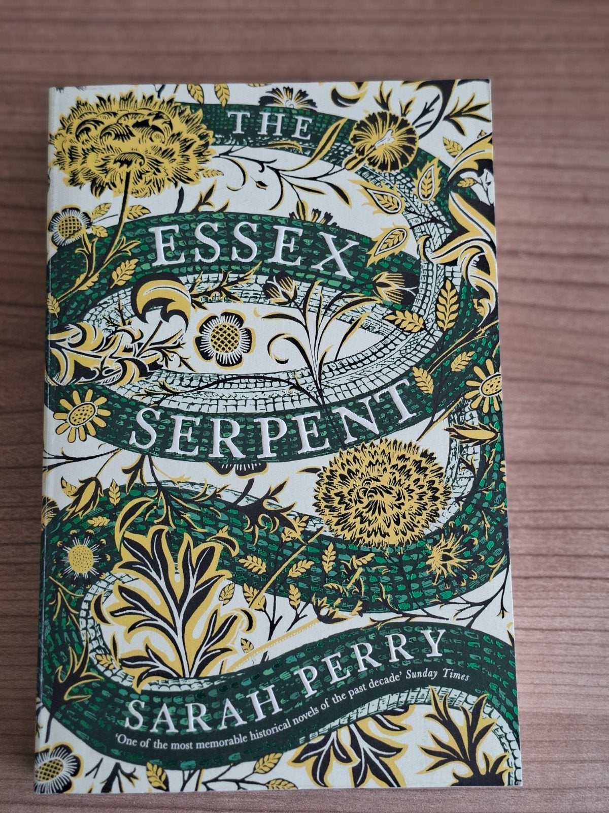 Sarah Perry - The Essex Serpent, Ophalen of Verzenden, Zo goed als nieuw, Sarah Perry