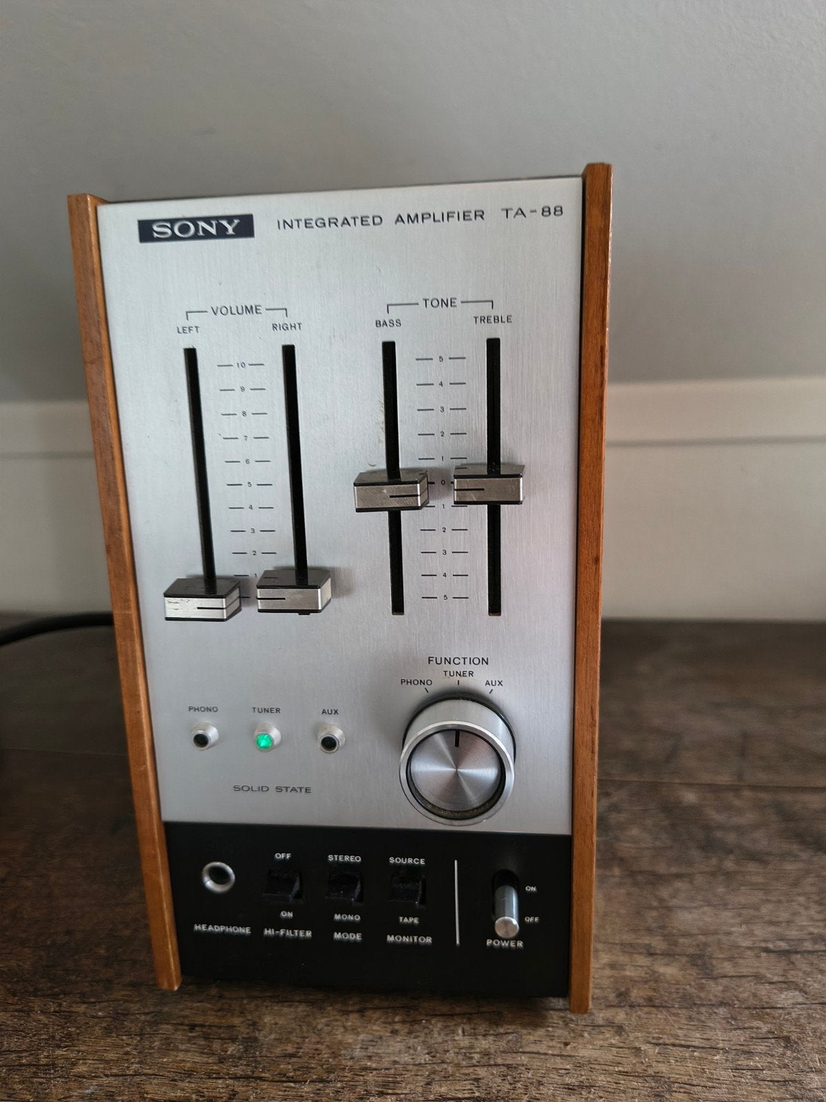 Fraaie Sony TA-88 versterker en ST-88 tuner, Ophalen of Verzenden, Gebruikt, Sony