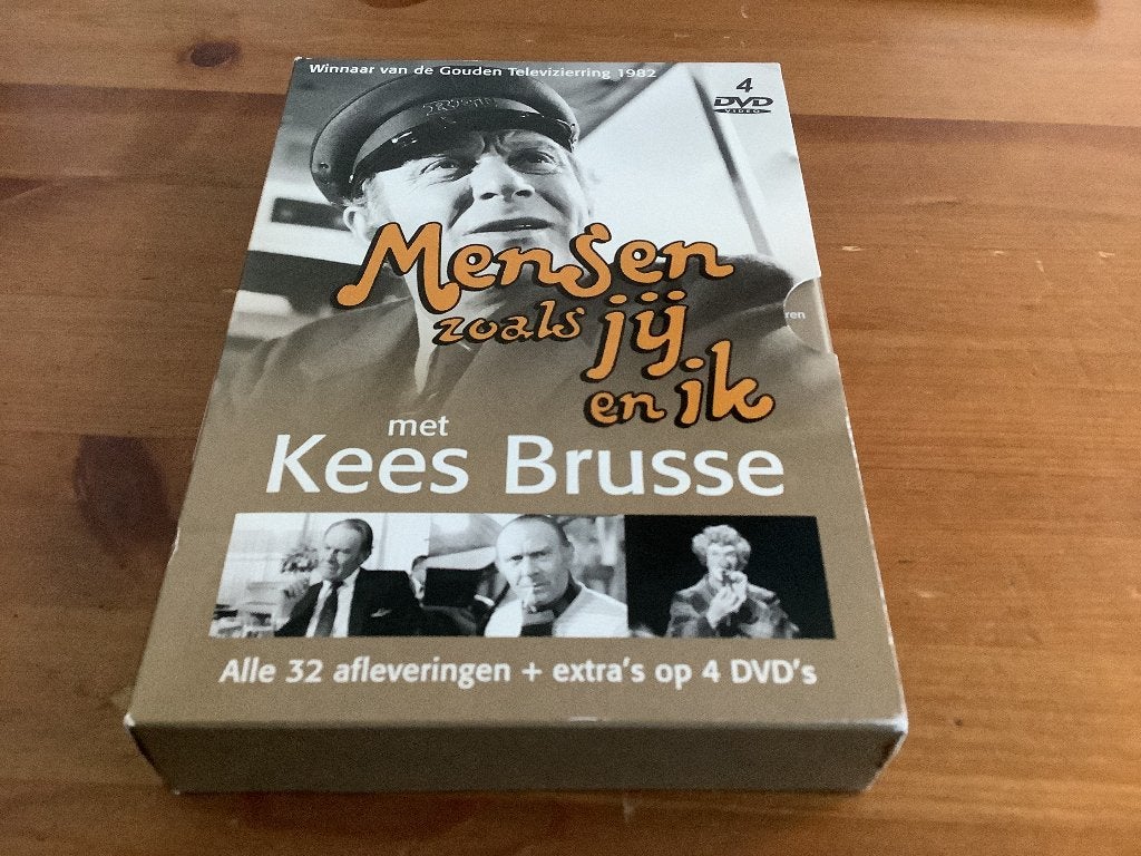 Mensen zoals jij en ik. 4-dvd box, alle 32 afleveringen, Gebruikt, Alle leeftijden, Overige genres, Complete serie