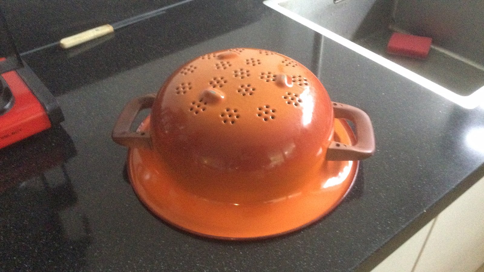 Een mooi Emaille Puntgaaf vergiet, Ophalen of Verzenden
