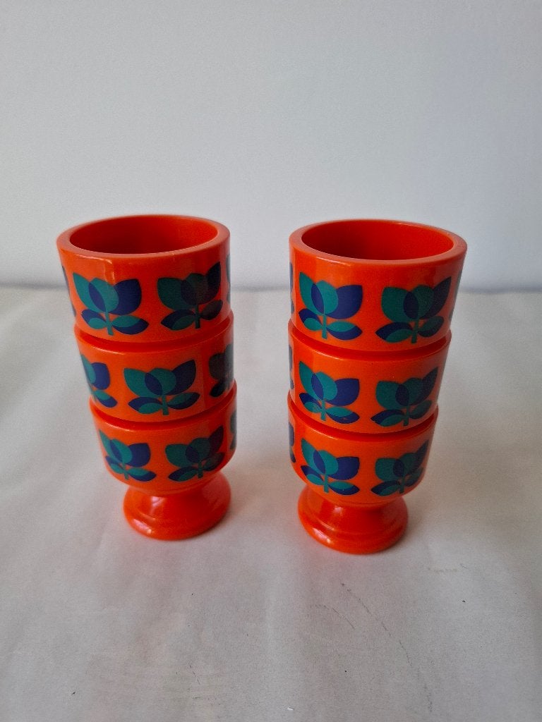 VIntage eierdopjes, Ophalen