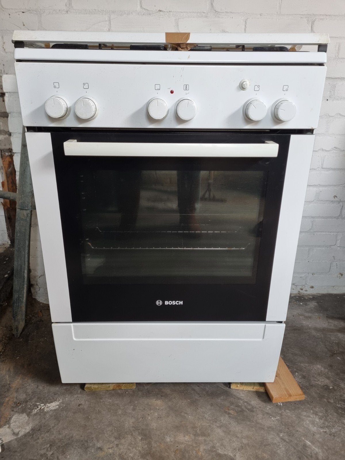 Bosch Vrijstaand Gasfornuis met Oven - Wit, Ophalen, 60 cm of meer, 4 kookzones, Gas