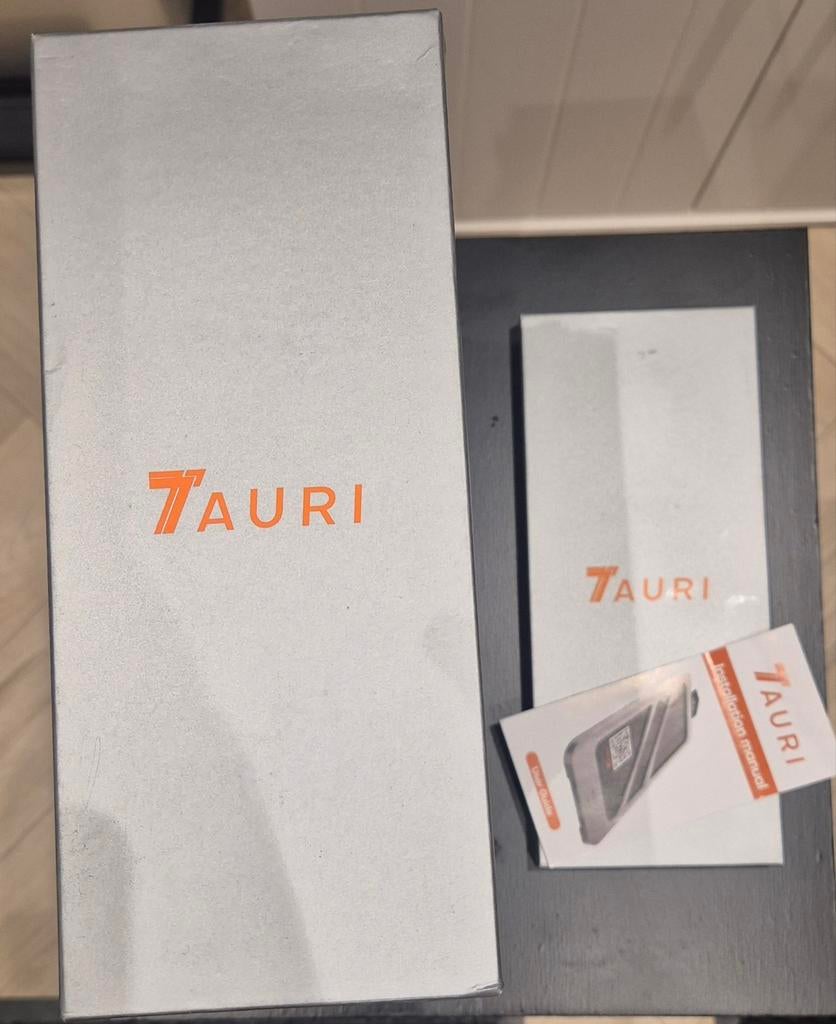 Tauri screenprotectors- Nieuw in doos, 256 GB, IPhone 15, Zwart, Nieuw