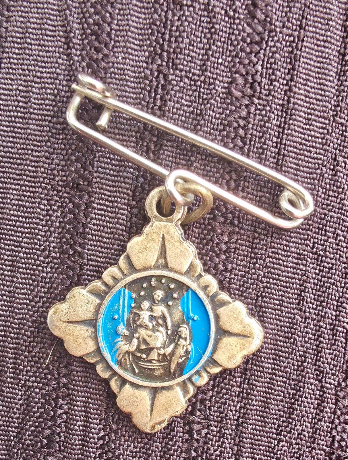Vintage religieuze speld / medaille - Ricordo Santuario Pomp, Ophalen of Verzenden, Gebruikt