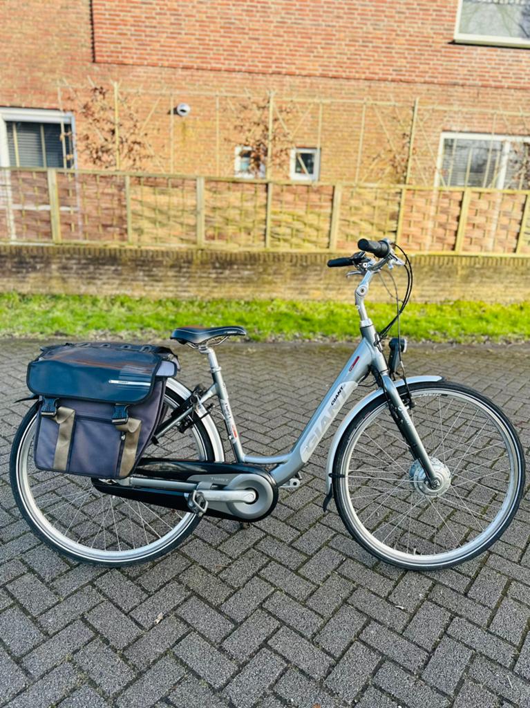 Giant Twist Double Go elektrische fiets met 2 accu’s!, Ophalen, Zo goed als nieuw, 50 km per accu of meer, Giant