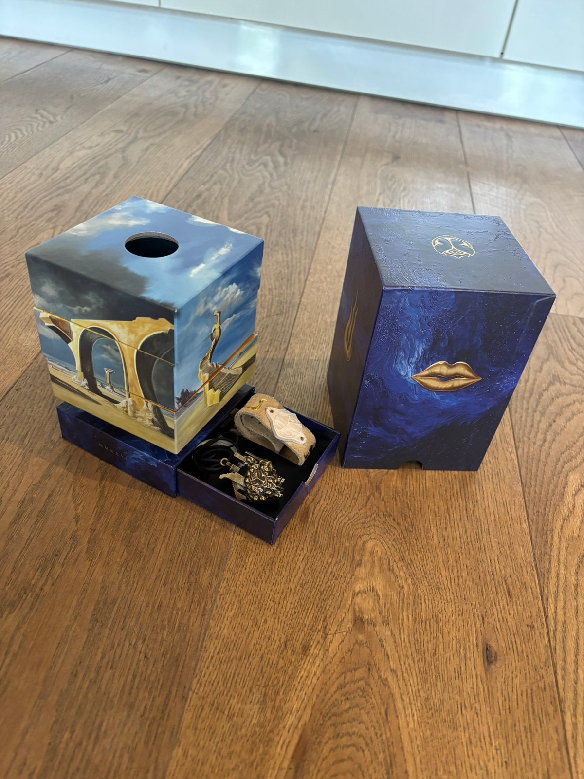 Tomorrowland 2026 collectors item, Eén persoon