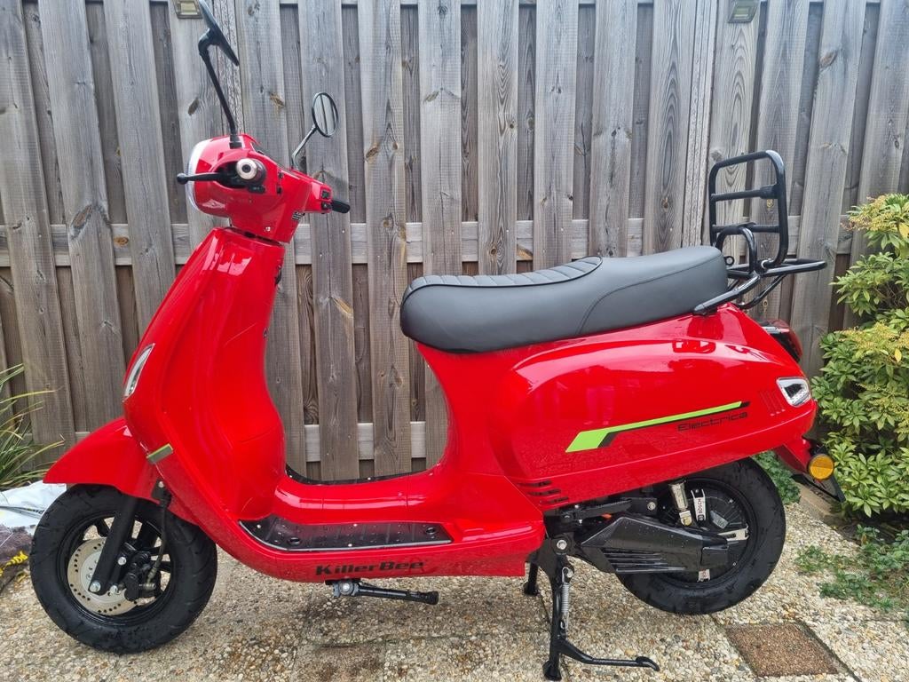 Killerbee Electro Scooter 25 km/u - Zo goed als nieuw, Fietsen en Brommers, Snorfietsen en Snorscooters, Ophalen, Zo goed als nieuw
